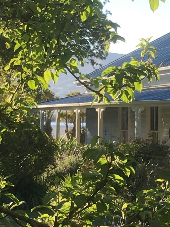 Halfmoon Cottage Akaroa Kültér fotó